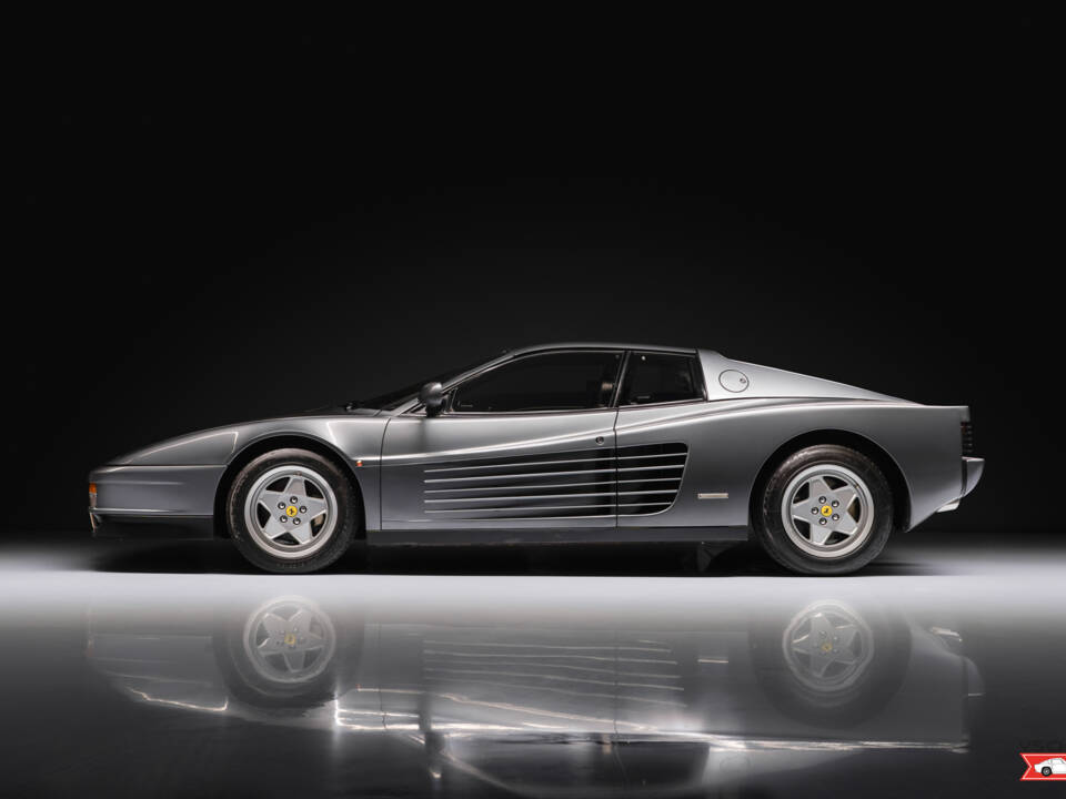 Image 2/8 de Ferrari Testarossa (1988)