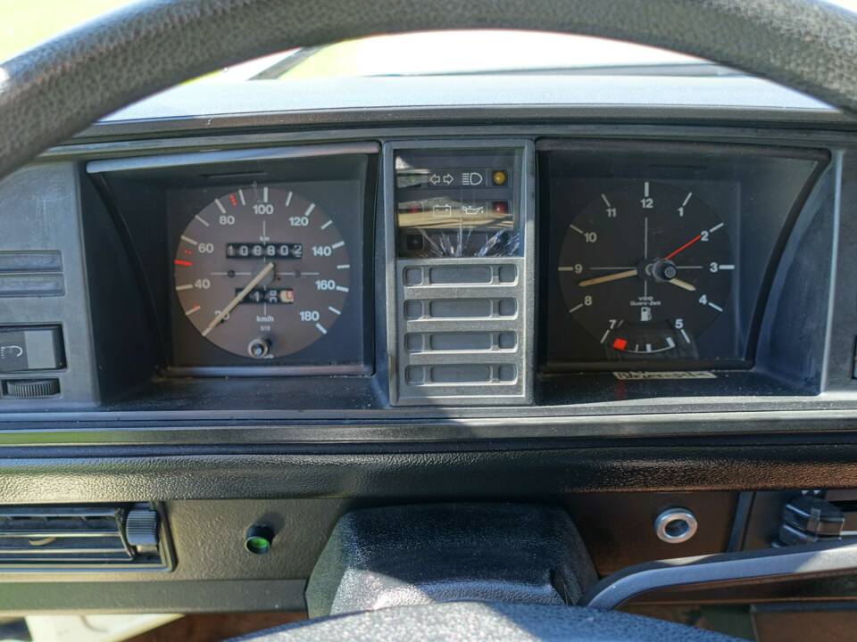 Bild 16/36 von Volkswagen T3 Westfalia Joker 2.0 (1982)