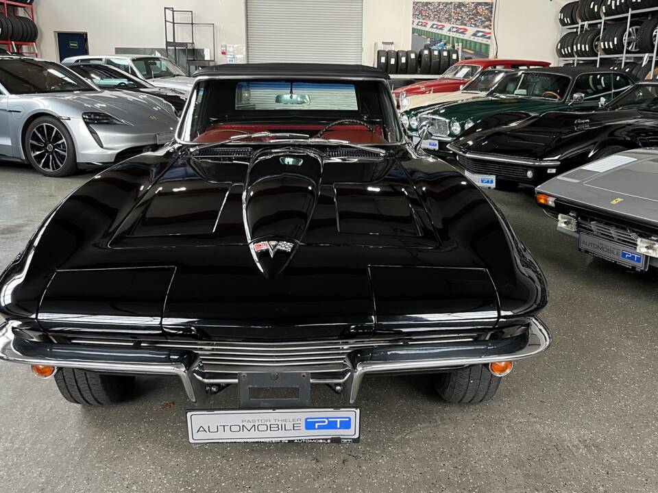 Image 9/49 de Chevrolet Corvette Sting Ray Convertible (1964)