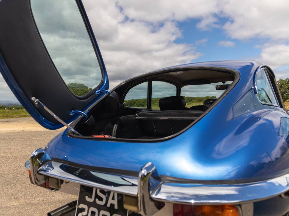 Image 40/50 of Jaguar E-Type (2+2) (1968)