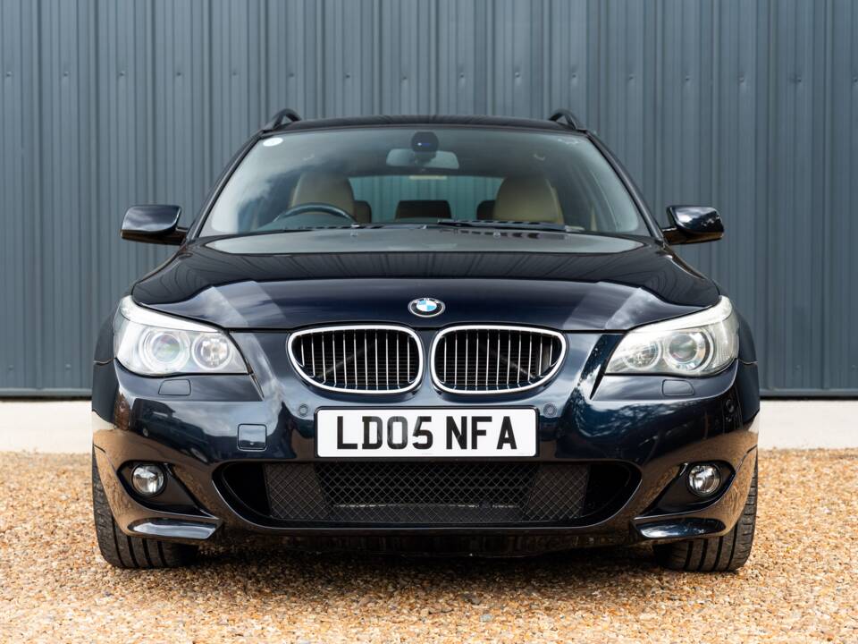 Imagen 4/65 de BMW 545i Touring (2005)
