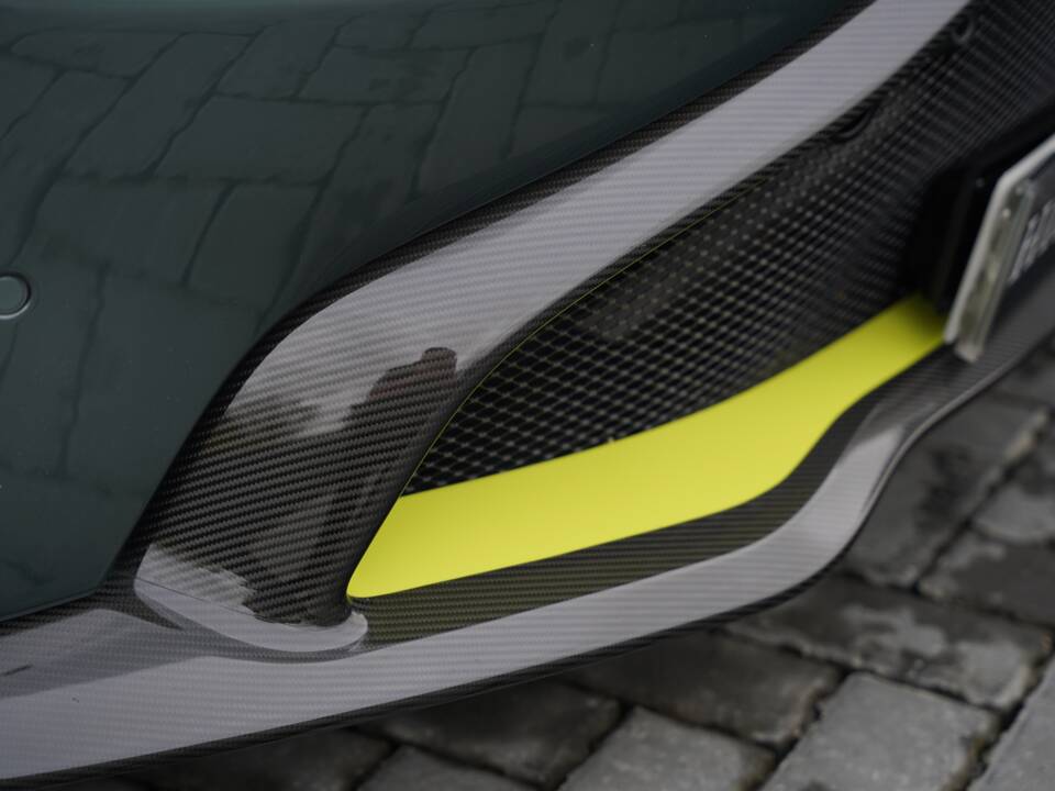 Bild 35/50 von Aston Martin V8 Vantage AMR (2020)
