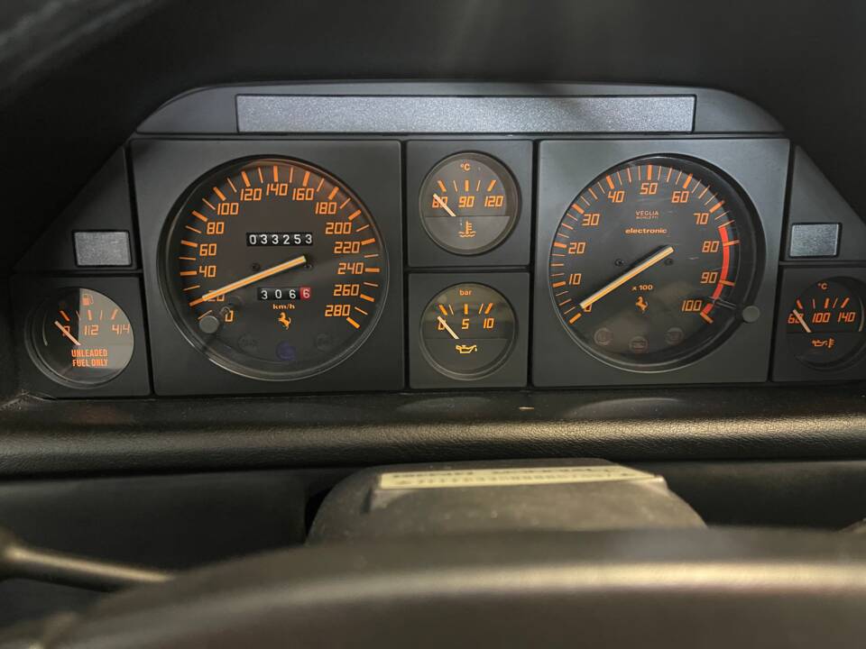 Immagine 16/20 di Ferrari Mondial T (1991)