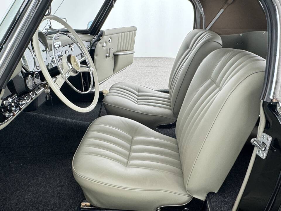 Image 37/51 of Mercedes-Benz 190 SL (1962)