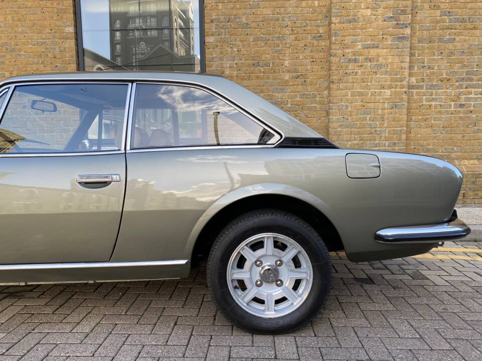 Imagen 31/58 de Peugeot 504 V6 Coupe (1977)