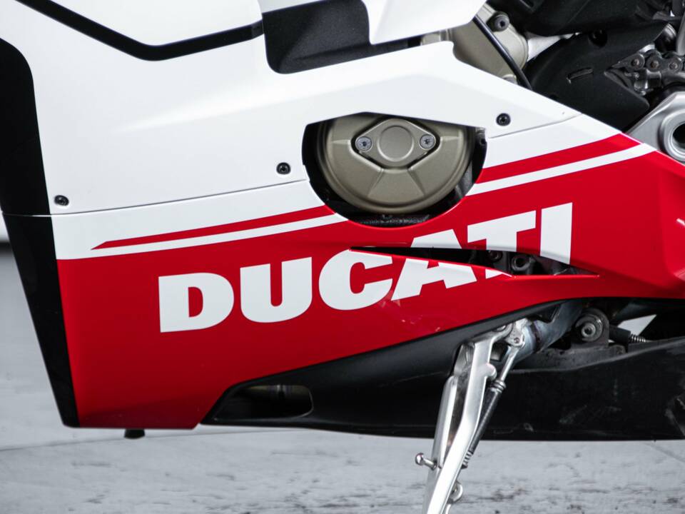Image 25/50 of Ducati DUMMY (2018)