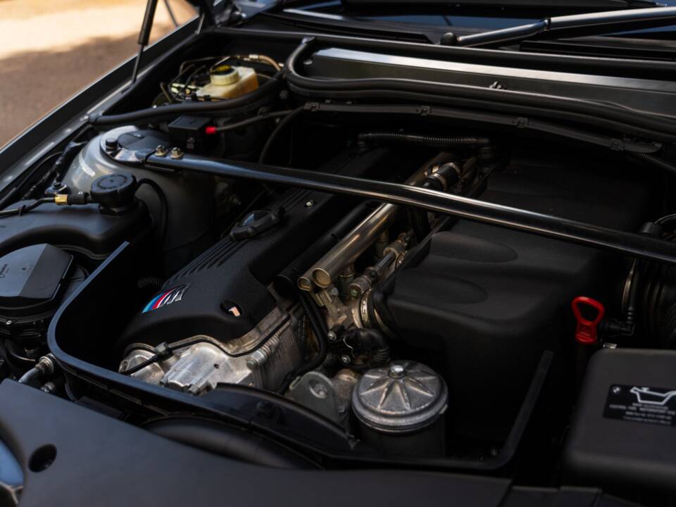 Immagine 25/70 di BMW M3 (2004)