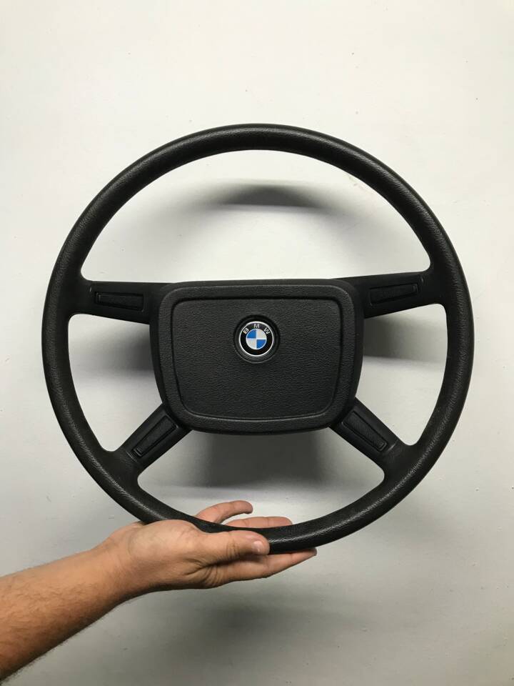 Image 46/55 de BMW 2002 (1975)