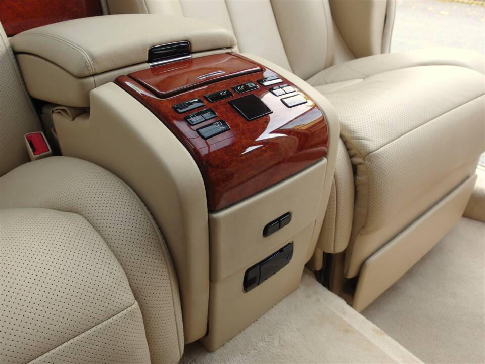 Imagen 72/98 de Maybach 62 (2006)