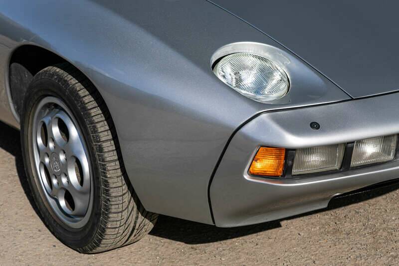Bild 21/31 von Porsche 928 (1979)