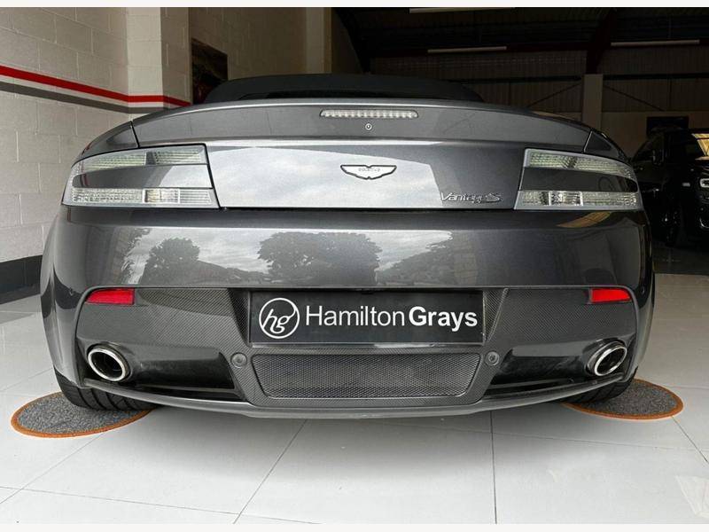 Image 10/50 of Aston Martin V8 Vantage S (2013)