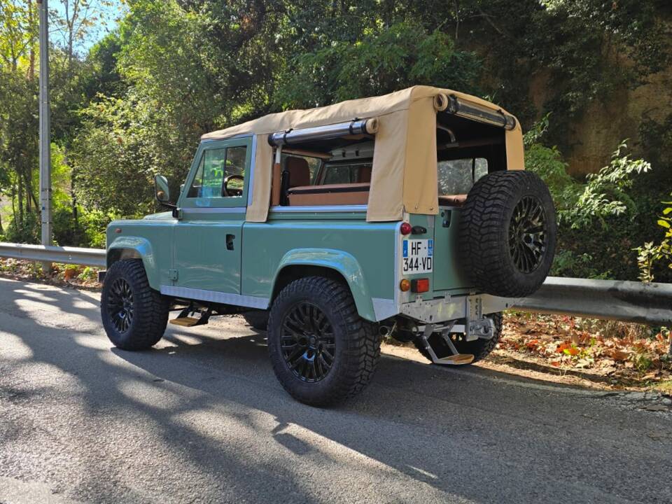 Image 69/72 of Land Rover 90 (1987)