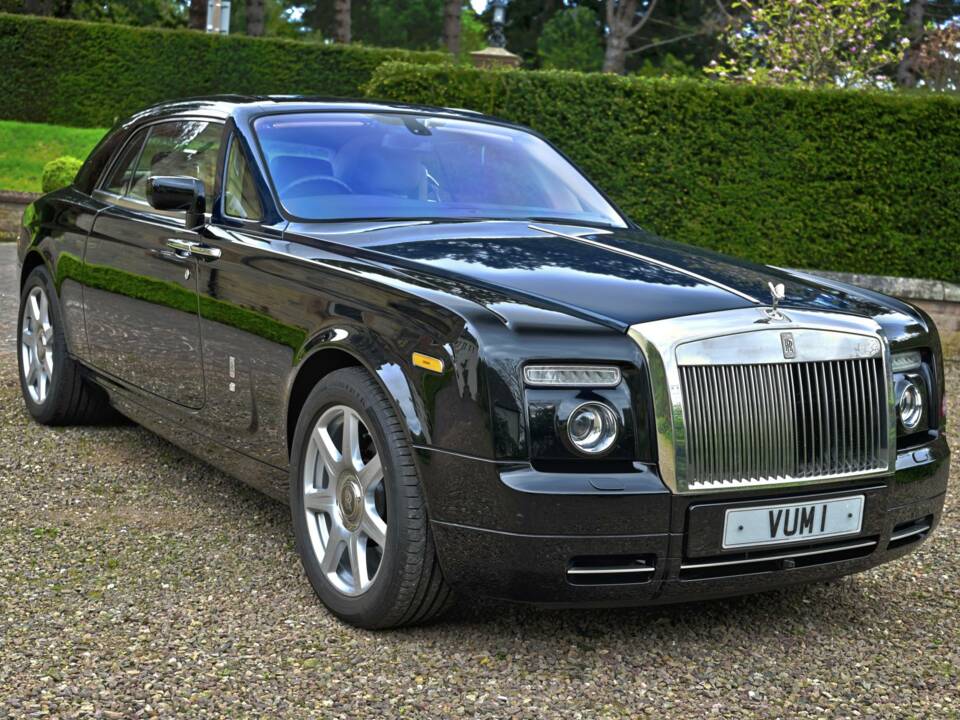 Immagine 3/50 di Rolls-Royce Phantom Coupé (2010)