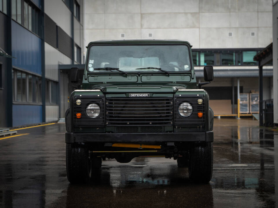 Image 8/90 of Land Rover Defender 90 Td5 (1999)