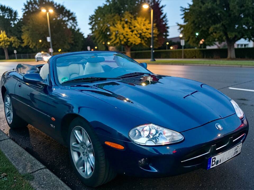 Bild 4/13 von Jaguar XK8 4.0 (1999)