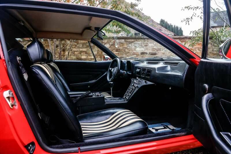 Bild 27/31 von De Tomaso Pantera (1971)
