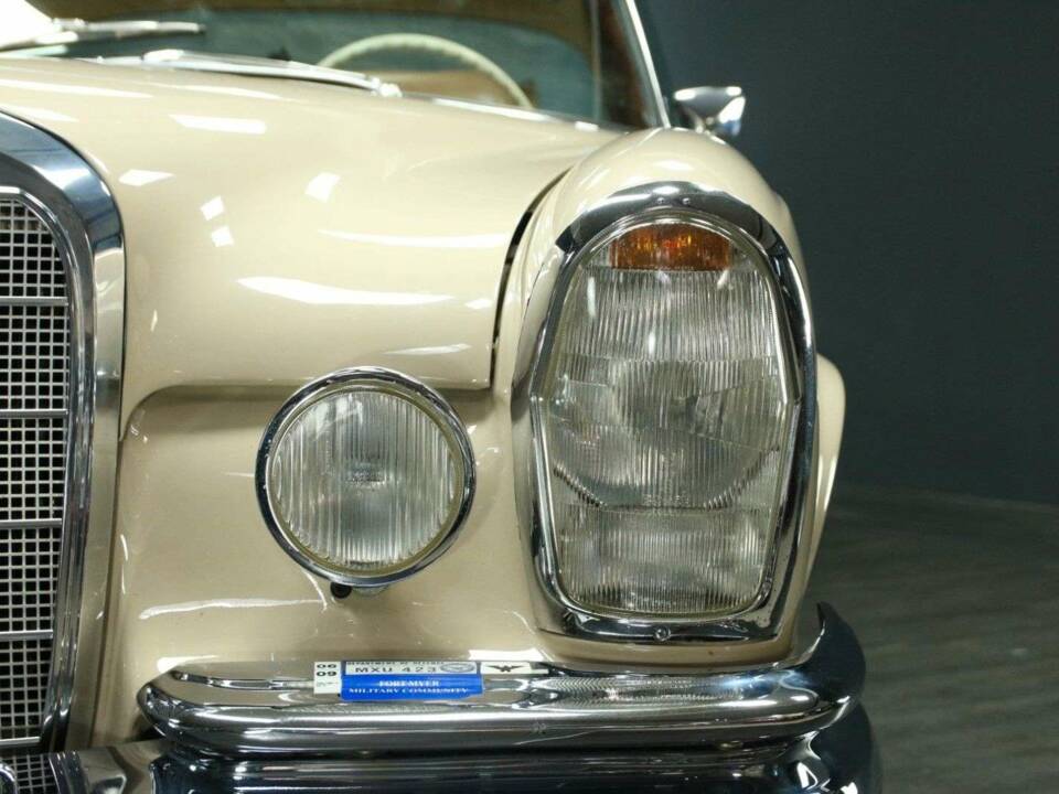 Afbeelding 42/50 van Mercedes-Benz 280 SE (1969)