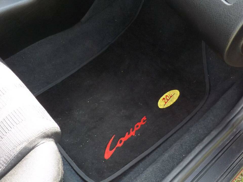 Image 18/50 de FIAT Coupé 2.0 20V Turbo (1999)