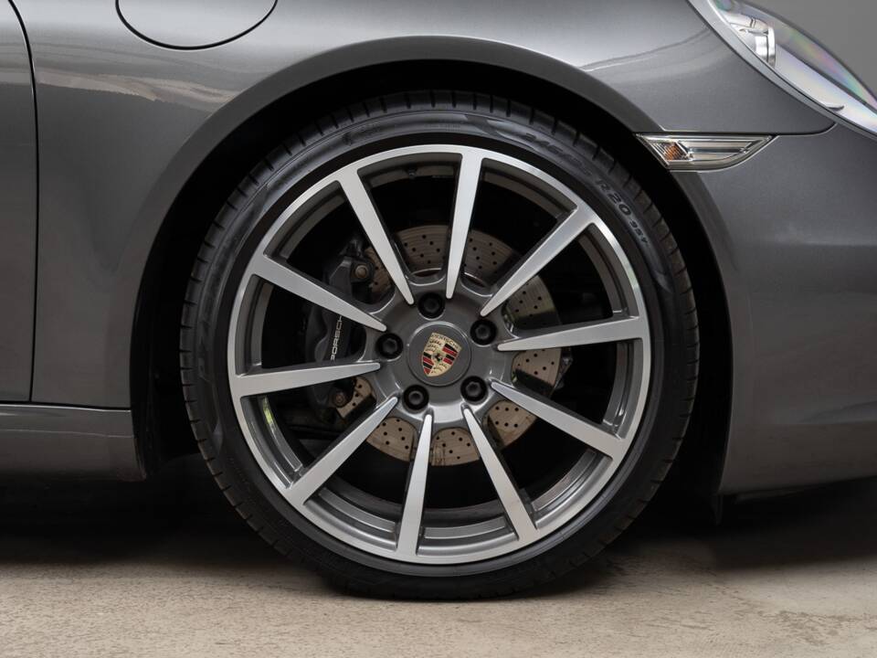 Imagen 21/42 de Porsche 911 Carrera (2012)