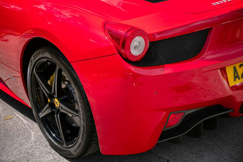 Image 50/50 of Ferrari 458 Italia (2012)
