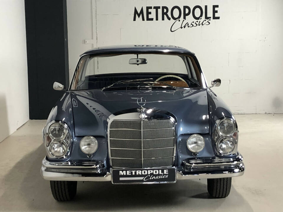 Image 6/36 of Mercedes-Benz 300 SE (1963)