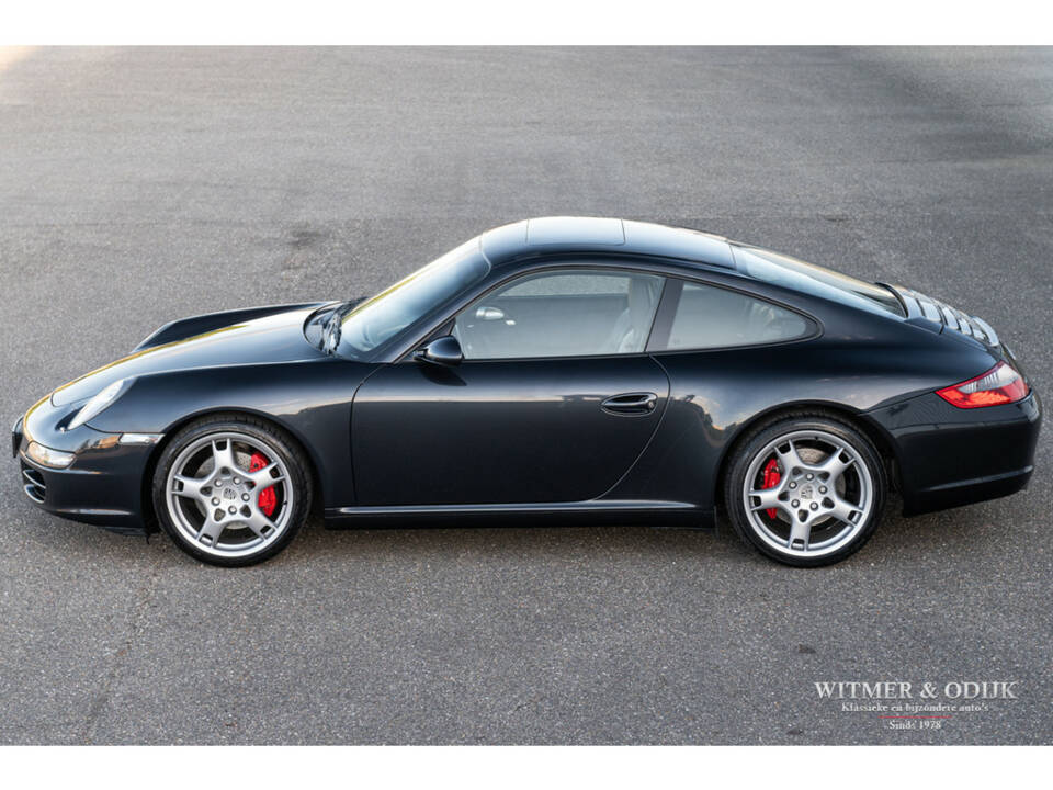 Image 9/34 of Porsche 911 Carrera S (2005)