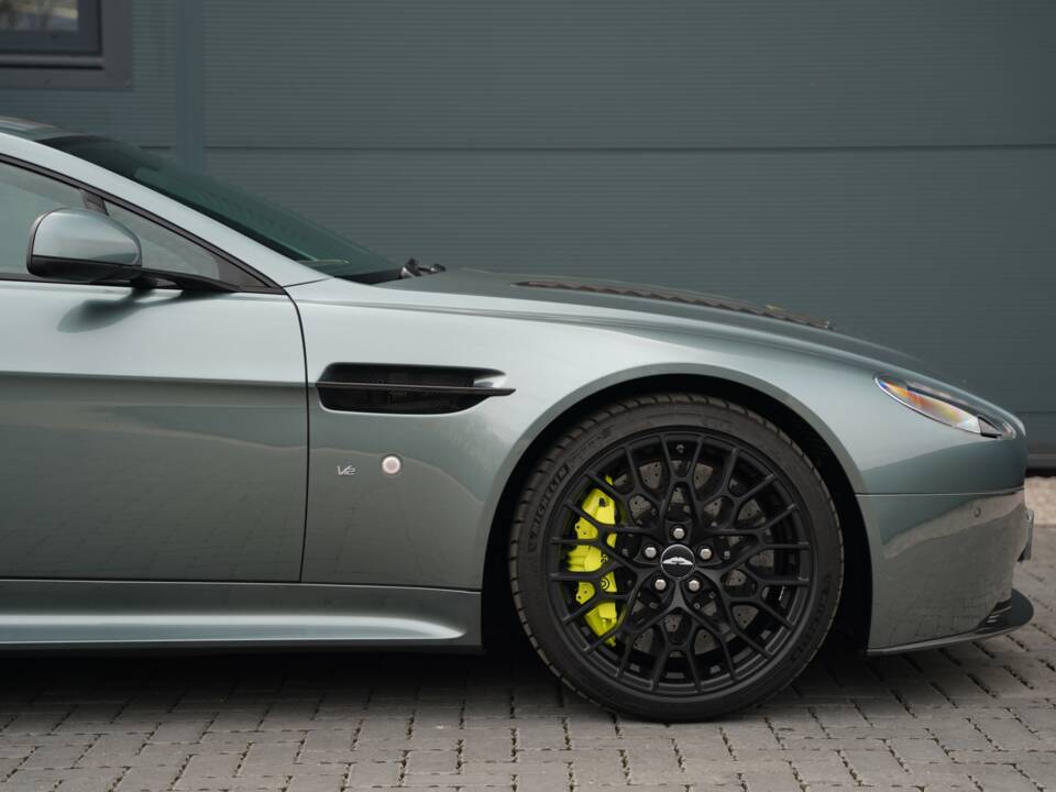 Bild 24/50 von Aston Martin V12 Vantage AMR (2017)
