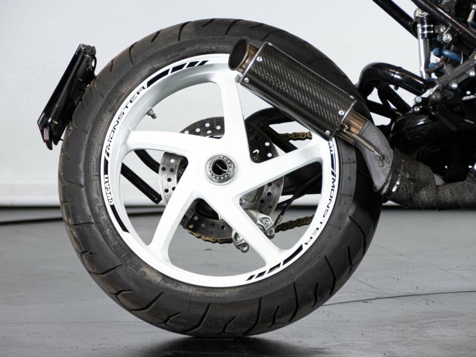 Image 46/50 of Ducati DUMMY (1998)