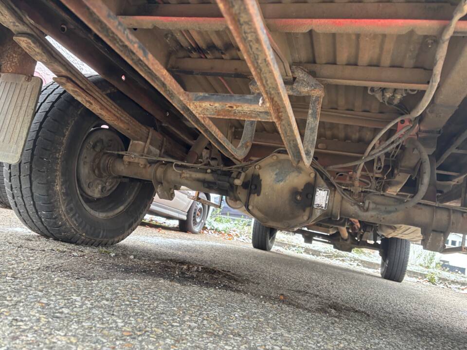 Bild 55/57 von Mercedes-Benz T1 310 (1992)