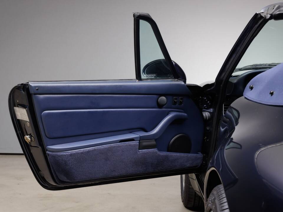 Bild 15/28 von Porsche 911 Carrera (1996)