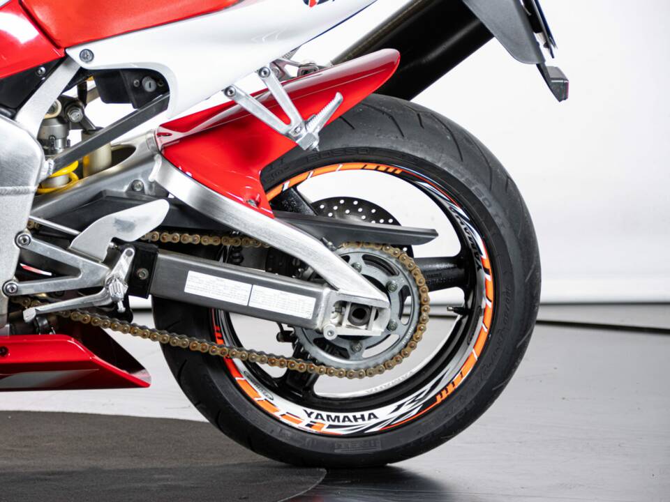 Bild 29/50 von Yamaha YZF 1000 R1 (1998)