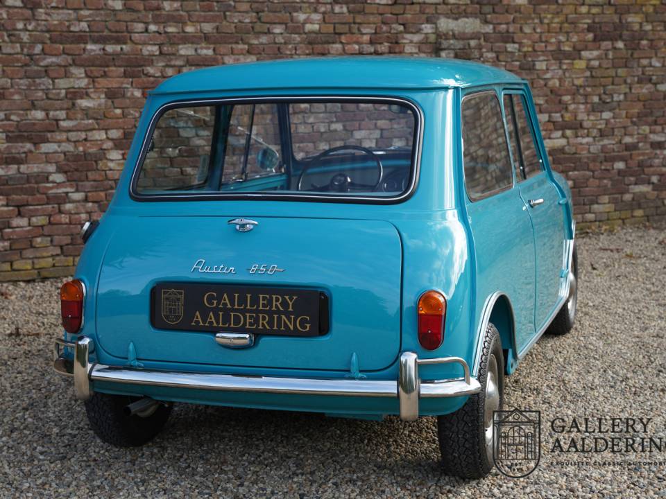 Image 16/50 of Austin Mini 850 (1964)
