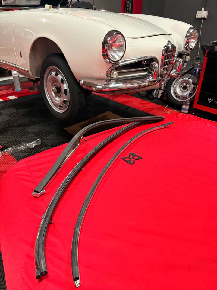 Image 68/72 of Alfa Romeo Giulietta Spider (1957)