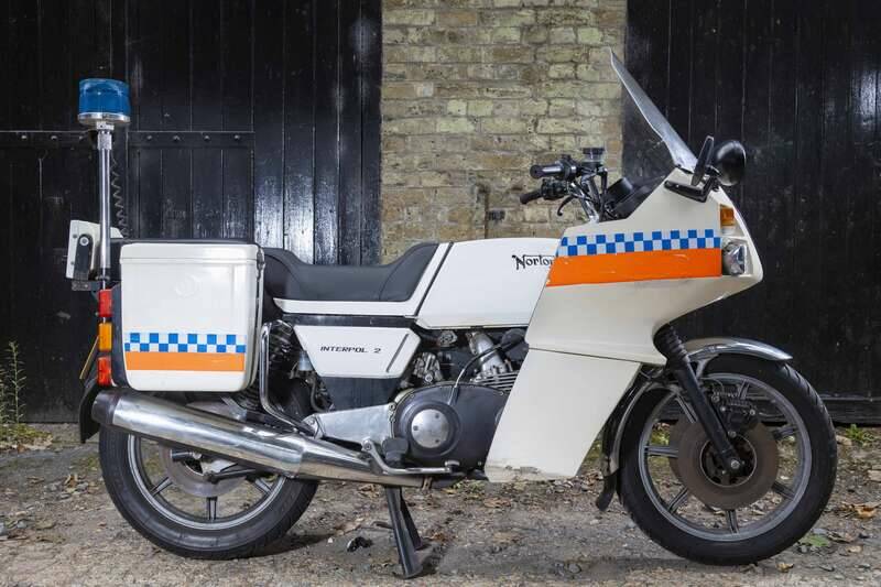 Image 1/35 of Norton Interpol 2 (1988)