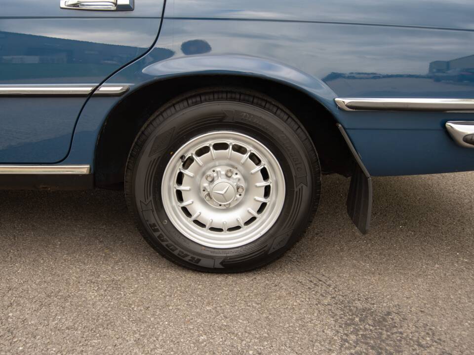 Immagine 26/31 di Mercedes-Benz 280 SE (1980)