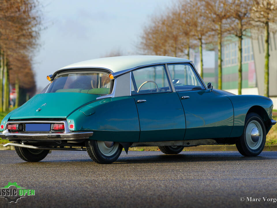 Bild 35/41 von Citroën ID 19 (1964)