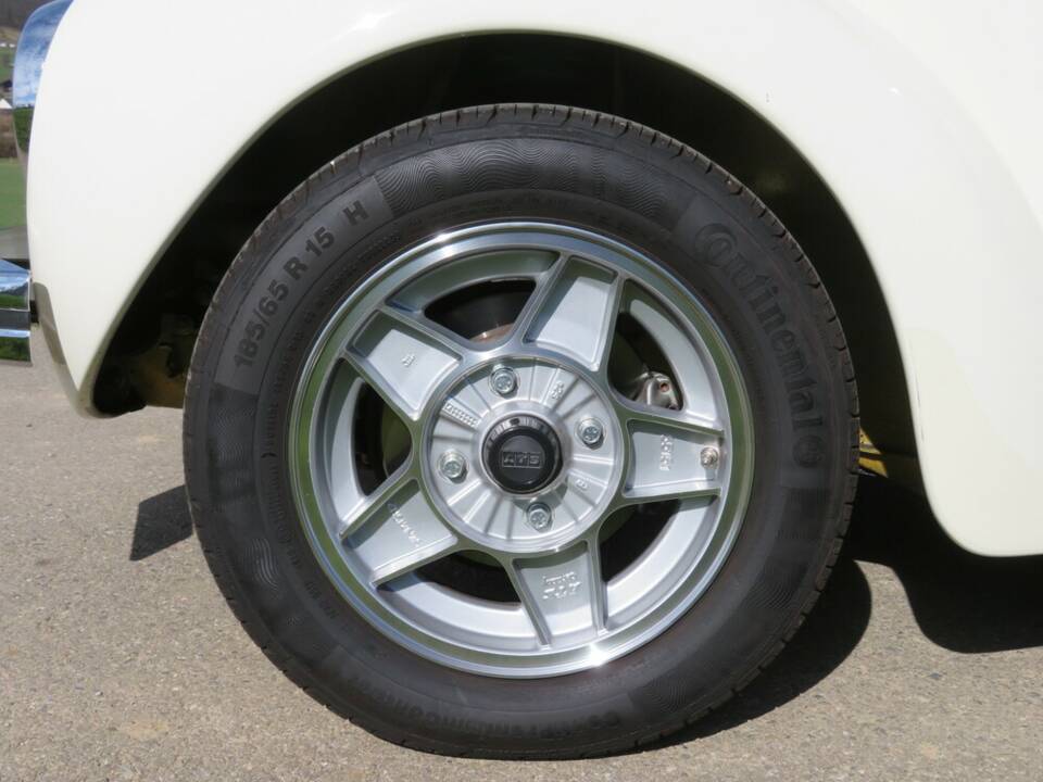 Image 23/24 of Volkswagen Beetle &quot;Memminger&quot; (1973)
