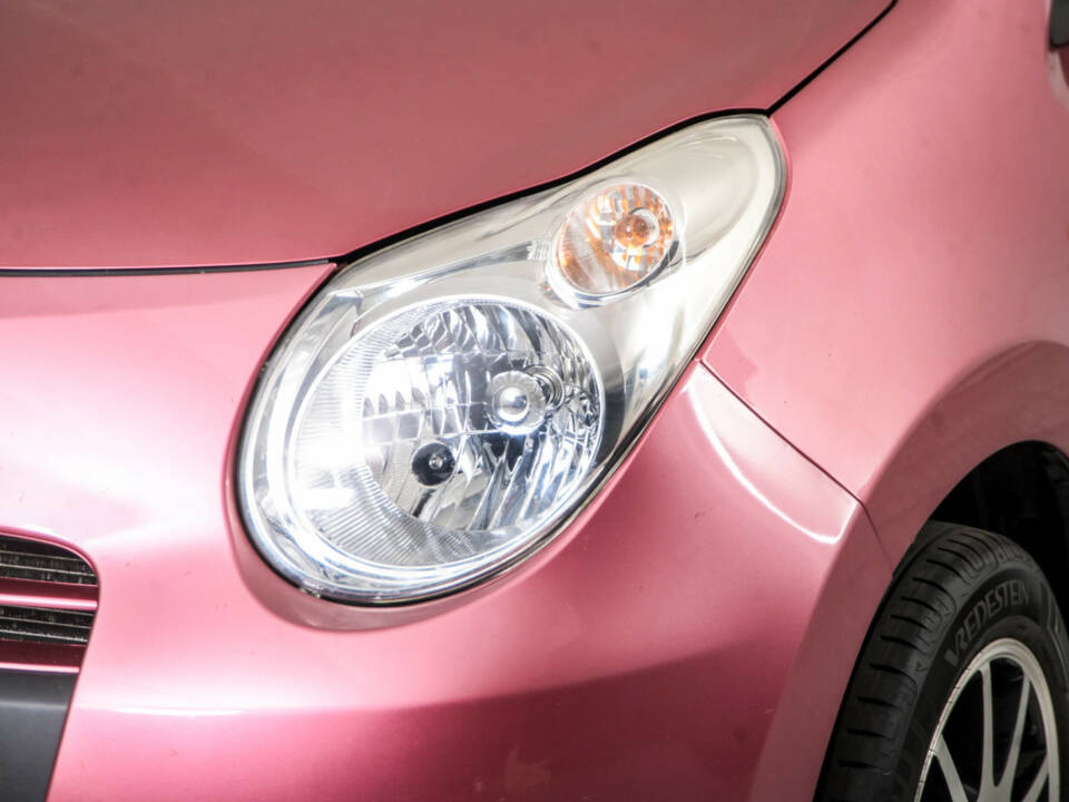 Image 21/48 of Suzuki Alto (2010)
