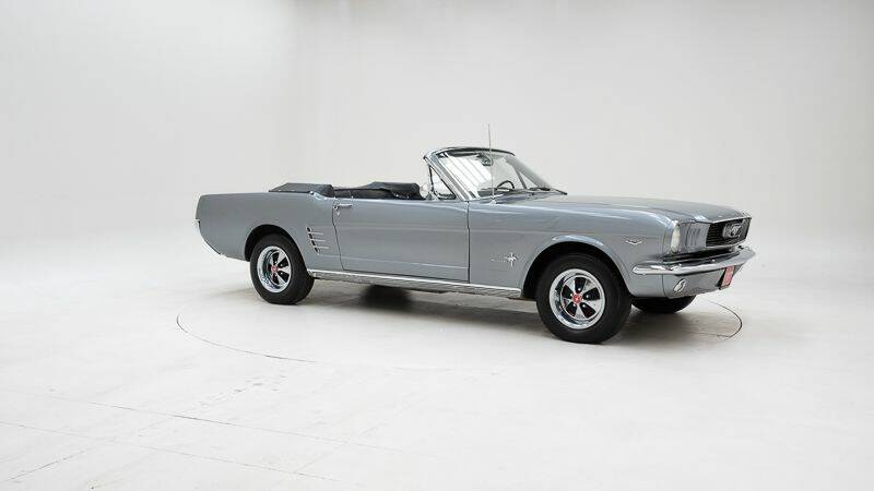 Image 3/15 of Ford Mustang 390 GTA (1966)