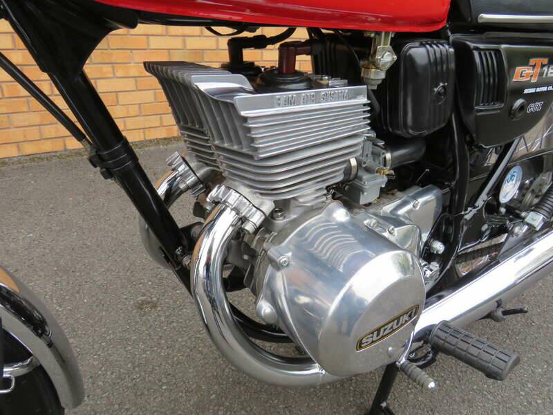 Image 18/45 de Suzuki DUMMY (1977)