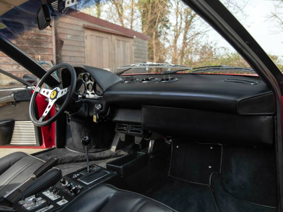 Image 4/42 of Ferrari 308 GTB (1976)