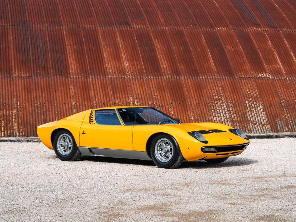 Afbeelding 3/56 van Lamborghini Miura P 400 S (1969)