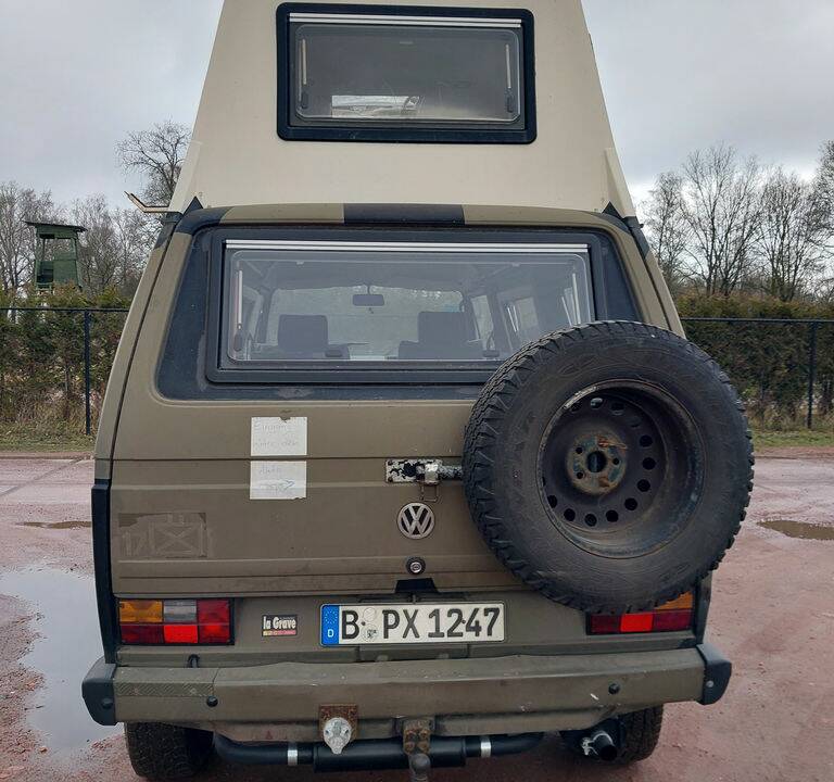 Immagine 7/8 di Volkswagen T3 Camper 2.1 Syncro (1992)