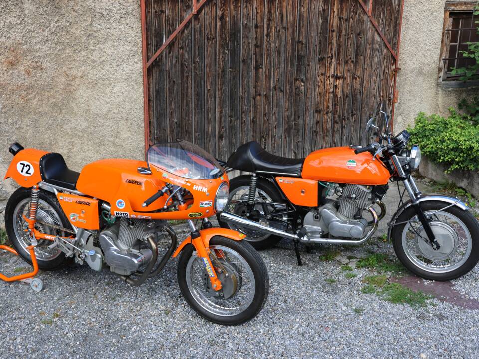 Image 44/56 of Laverda DUMMY (1970)