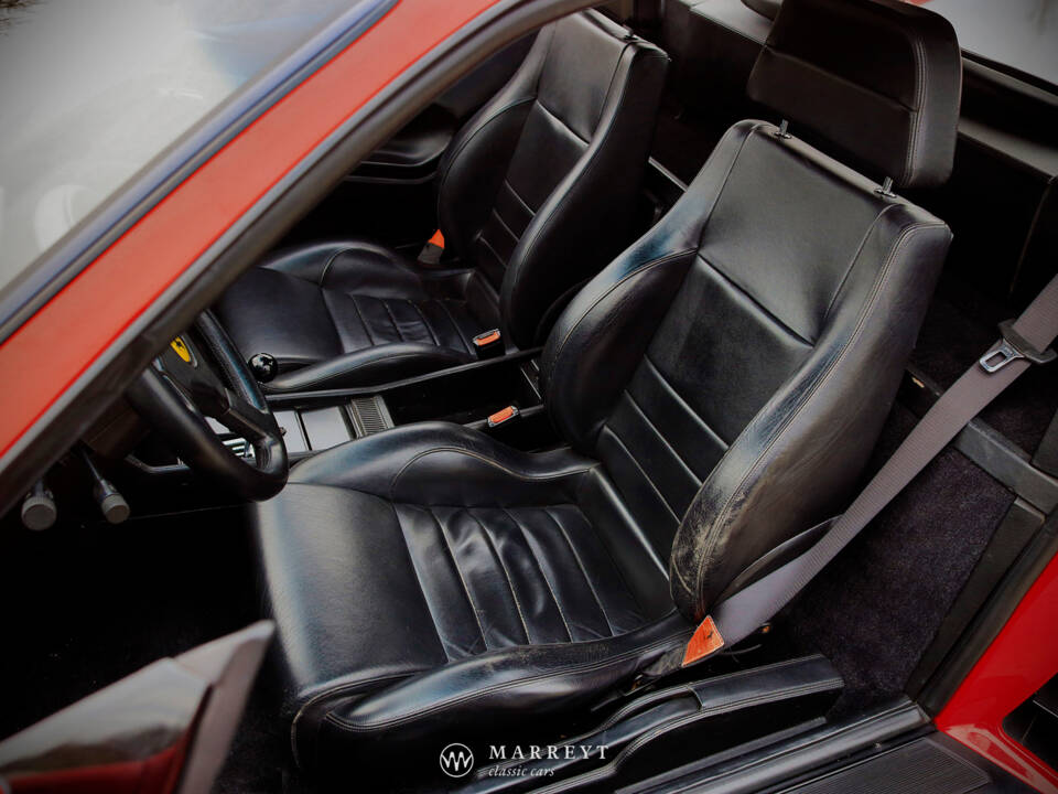 Image 34/64 de Ferrari 348 TB (1989)
