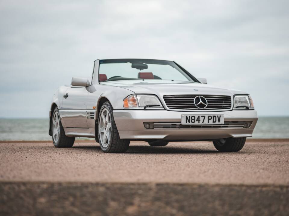 Image 17/42 de Mercedes-Benz SL 320 "Mille Miglia" (1995)
