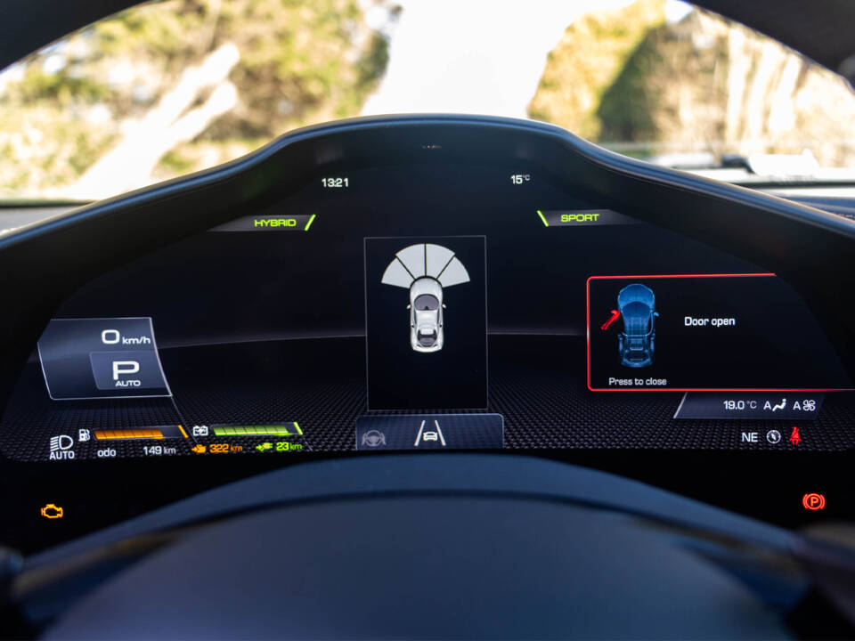 Imagen 13/15 de Ferrari 296 GTS (2025)