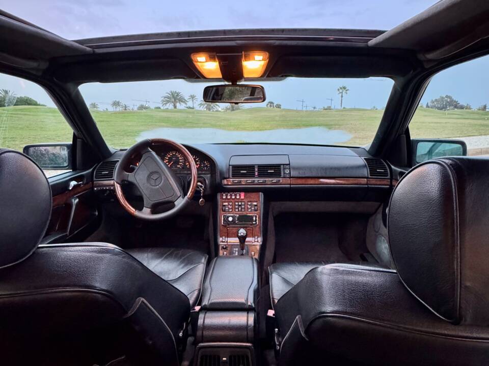Bild 13/37 von Mercedes-Benz S 320 (1994)