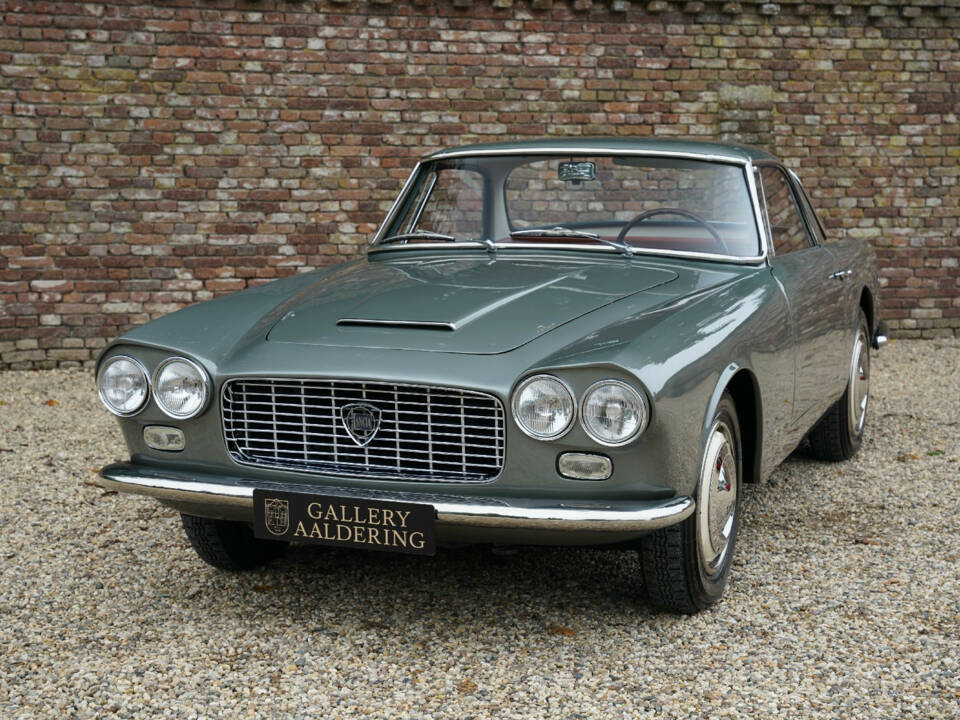 Image 13/50 of Lancia Flaminia GT Touring (1959)