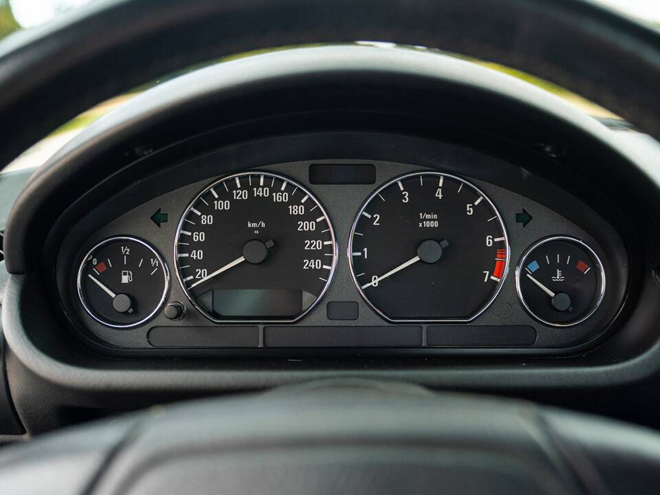 Image 23/36 of BMW Z3 1.9 (1998)